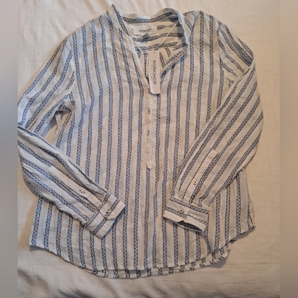 Workshop Republic Clothing women's size XL blue & white long sleeved blouse NEW